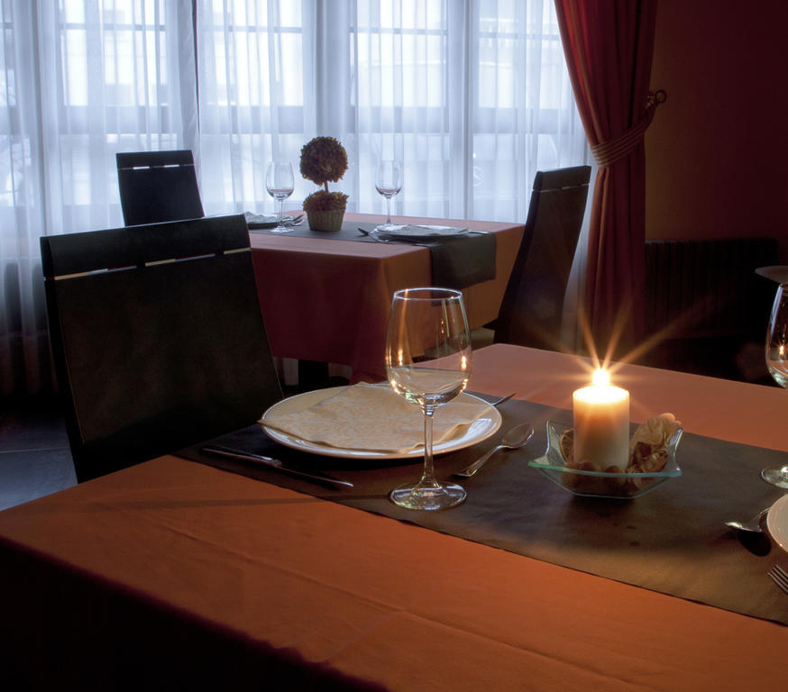 Hotel Restaurante Casa Pipo Tuña Exteriör bild